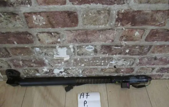 Audi A7 S7 4G Tailgate strut 