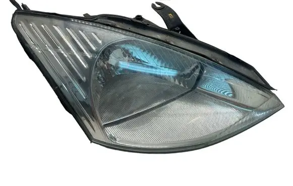 Ford Focus Headlight/headlamp XS4X13D05