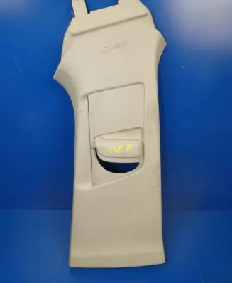 Volvo V40 (B) pillar trim (top)