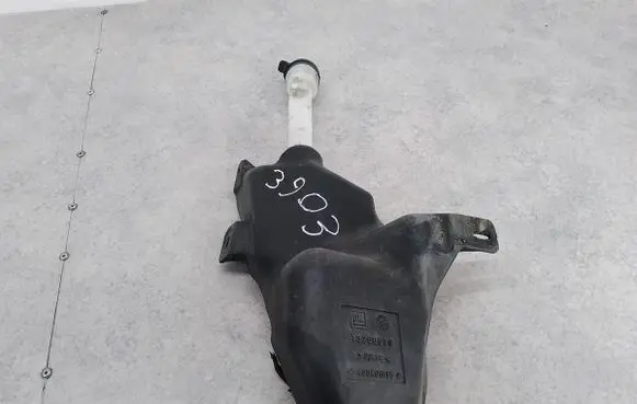 Opel Astra J Windshield washer fluid reservoir/tank 13260579
