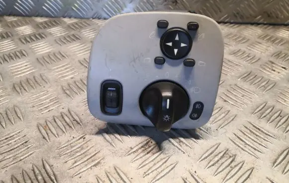 Mercedes-Benz C W203 Light switch 2035451204 A2035451204
