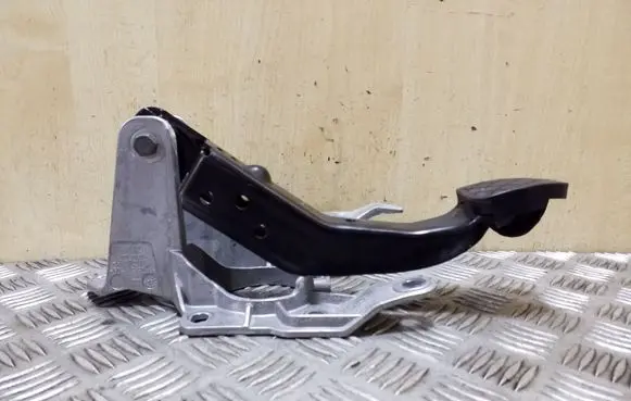 Seat Toledo IV (NH) Brake pedal 6R2721115