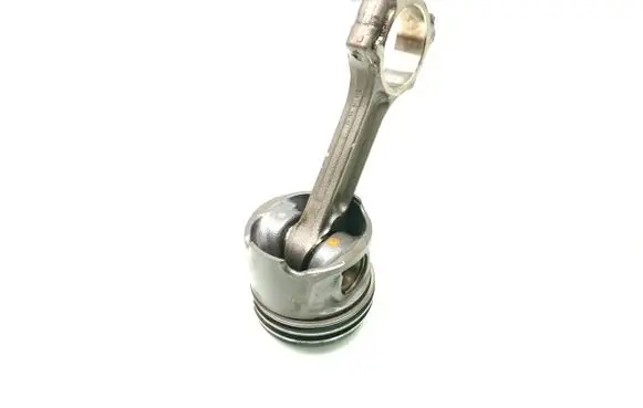 Renault Captur Piston with connecting rod K9K608