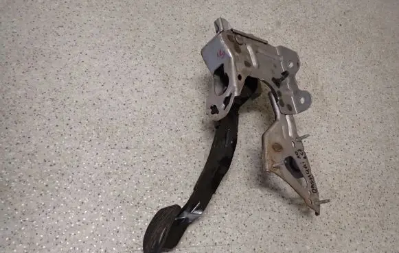 Nissan Qashqai Pedal assembly 