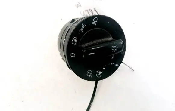 Volkswagen PASSAT B6 Light switch