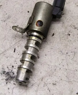 Suzuki Swift III Camshaft vanos timing valve 3567