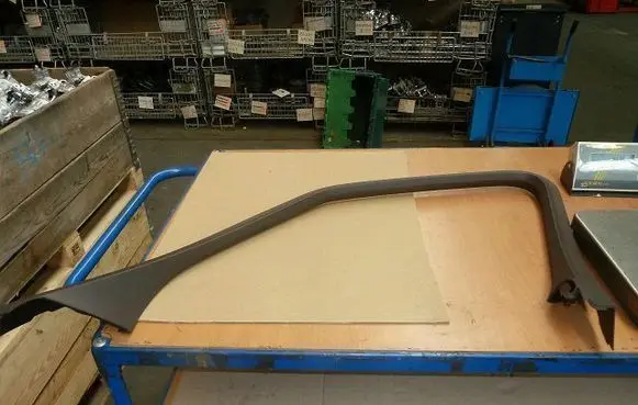 Door (2 Door Coupe)