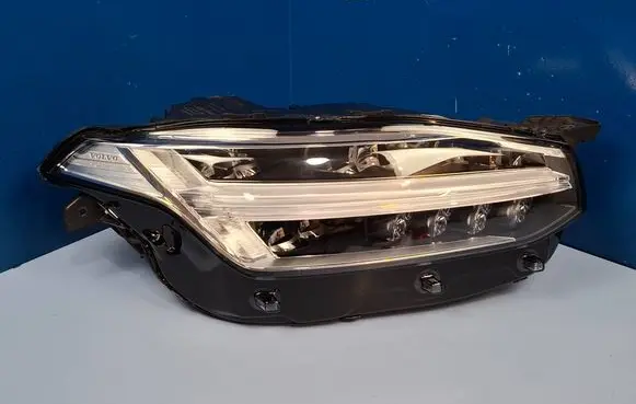 Volvo XC90 Headlight/headlamp 31655808 89915300