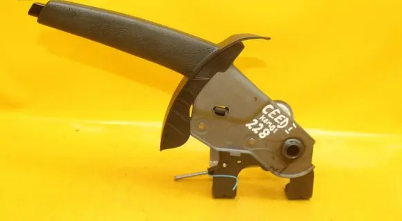 Handbrake/parking brake lever assembly
