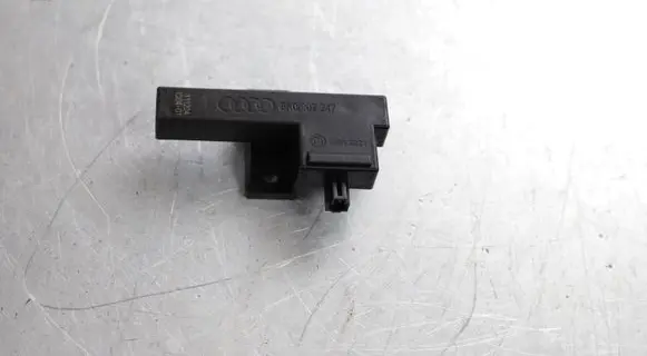 Audi A6 S6 C7 4G Keyless (KESSY) go control unit/module 8K0907247