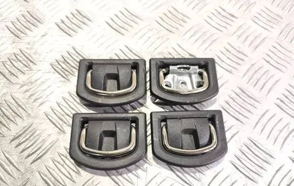 Volkswagen PASSAT B8 Tie down hook / loop 5M0863503A