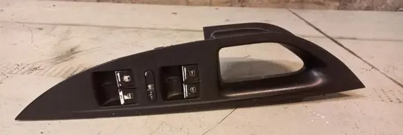 Seat Toledo III (5P) Electric window control switch 5P2867172A