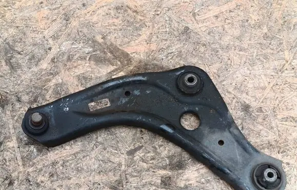 Front lower control arm/wishbone