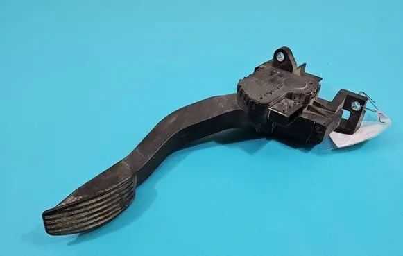 Iveco Daily 4th gen Accelerator throttle pedal 5801333490 IMPRK1423696