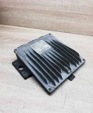 Renault Scenic II - Grand scenic II Engine control unit/module ECU 8200259832 8200308212 R0410B020A