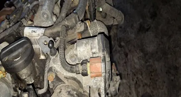Opel Insignia A Throttle valve 50569200