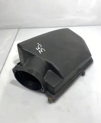 Volvo V60 Air filter box cover 72102978