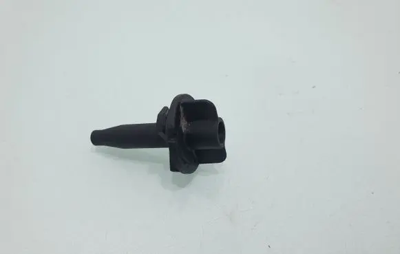 Ford Mondeo MK IV Radiator mount bracket 6G918A194EB