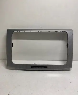 Volkswagen PASSAT B6 Radio/GPS head unit trim 3C0858069M