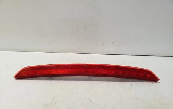 Audi TT TTS Mk2 Third/center stoplight 8J0945097