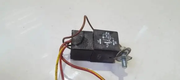 Nissan Almera N16 Other relay 85441221 8544-1221
