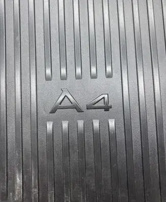 Audi A4 S4 B8 8K Trunk/boot floor carpet liner 8W5061180