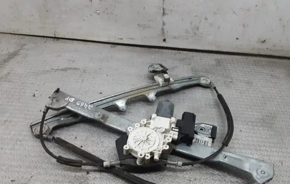 Mitsubishi Colt Front door window regulator with motor
