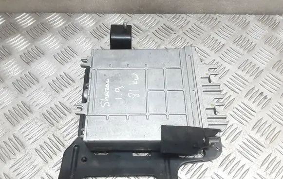 Volkswagen Sharan Engine control unit/module 012E599