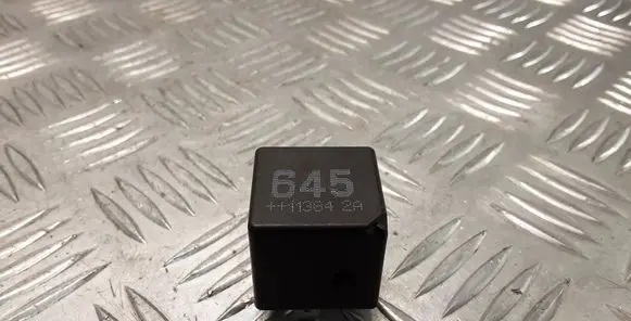 Skoda Octavia Mk2 (1Z) Other relay 4H0951253A
