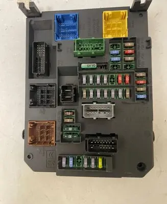 Citroen DS4 Fuse module 9665547480