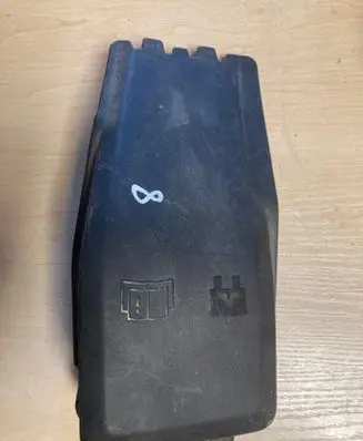Volvo XC70 Fuse box cover 31346538