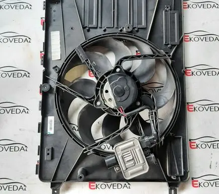 Volvo XC60 Radiator cooling fan shroud 31368867