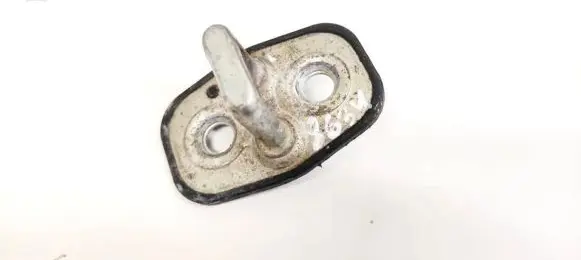 Peugeot 207 Front door lock loop/hook striker 9655466380