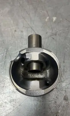 Volkswagen Golf IV Piston 038107065CJ 038107065EM