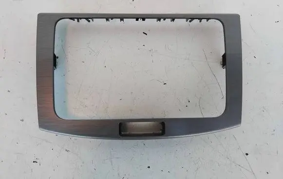 Volkswagen PASSAT B7 Radio/GPS head unit trim 3AA858069H