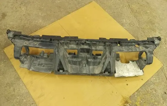 Peugeot 5008 Top upper radiator support slam panel 9686185080