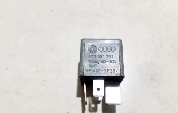 Audi A4 S4 B6 8E 8H Other relay 8d0951253 v23134-j52-x300