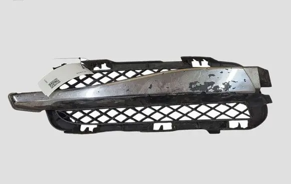 Jaguar XF X250 Front bumper lower grill 8X2315K232BC