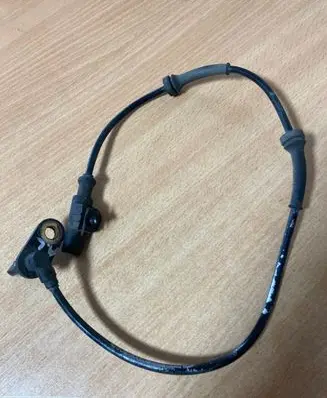 Nissan Note (E11) ABS rear brake sensor 47900AX600