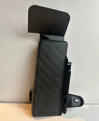 Audi A3 S3 8V Foot rest pad/dead pedal 5Q1864775 5Q1864777B
