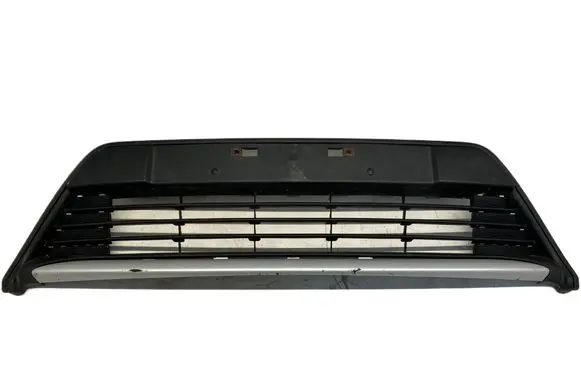 Front bumper lower grill