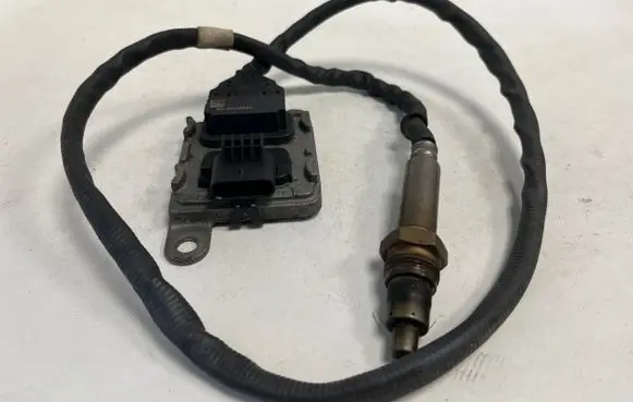 Skoda Superb B8 (3V) Lambda probe sensor 04L907805DC