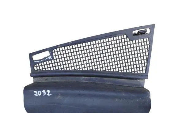 Renault Kangoo I Wiper trim 7700309295