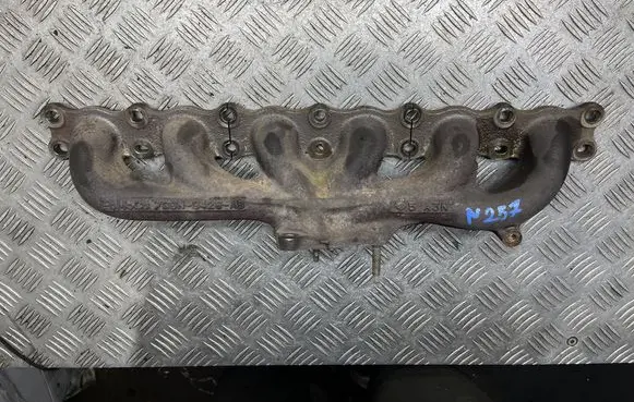Volvo XC70 Exhaust manifold 7G9N9428AB