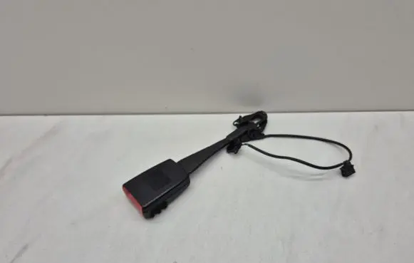 Audi A4 S4 B8 8K Front seatbelt buckle 8K0857755F