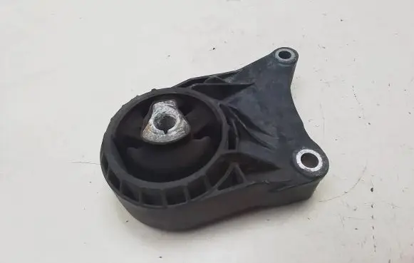 Opel Insignia A Engine mount bracket 13227767