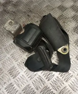Renault Trafic I Rear seatbelt 7700813634