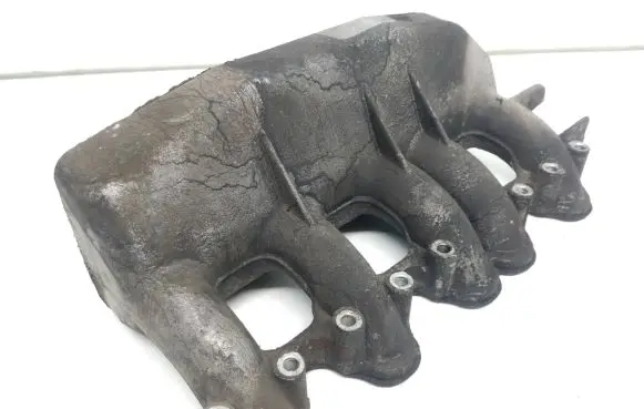 Volkswagen Transporter - Caravelle T4 Intake manifold 074129713T