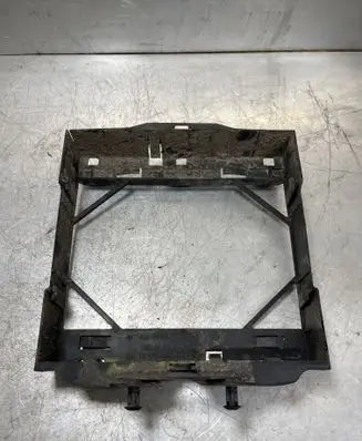 BMW 5 F10 F11 Radiator mount bracket 7572543