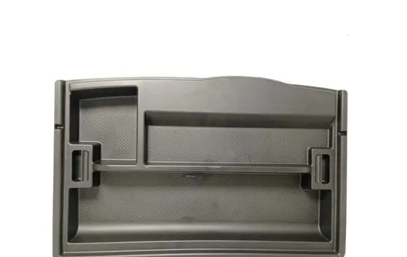 Maserati Levante Other trunk/boot trim element 670040700